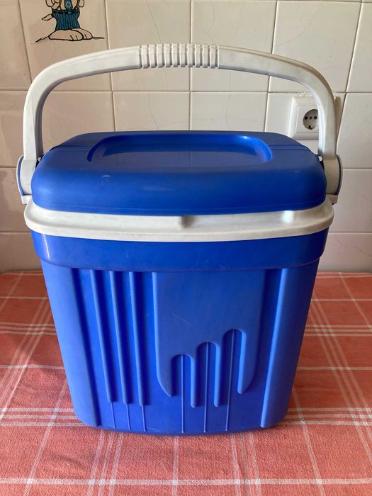 Geleira mala Térmica da marca Continente 20 Litros
