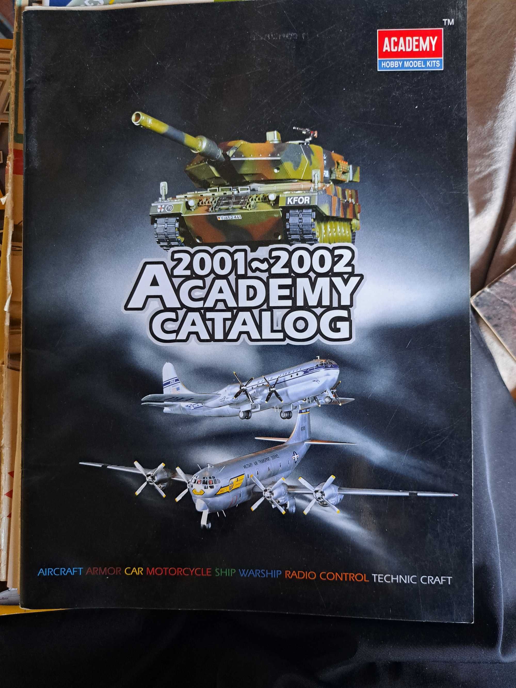 Katalog ACADEMY 2001-02 modelarstwo Model Kits