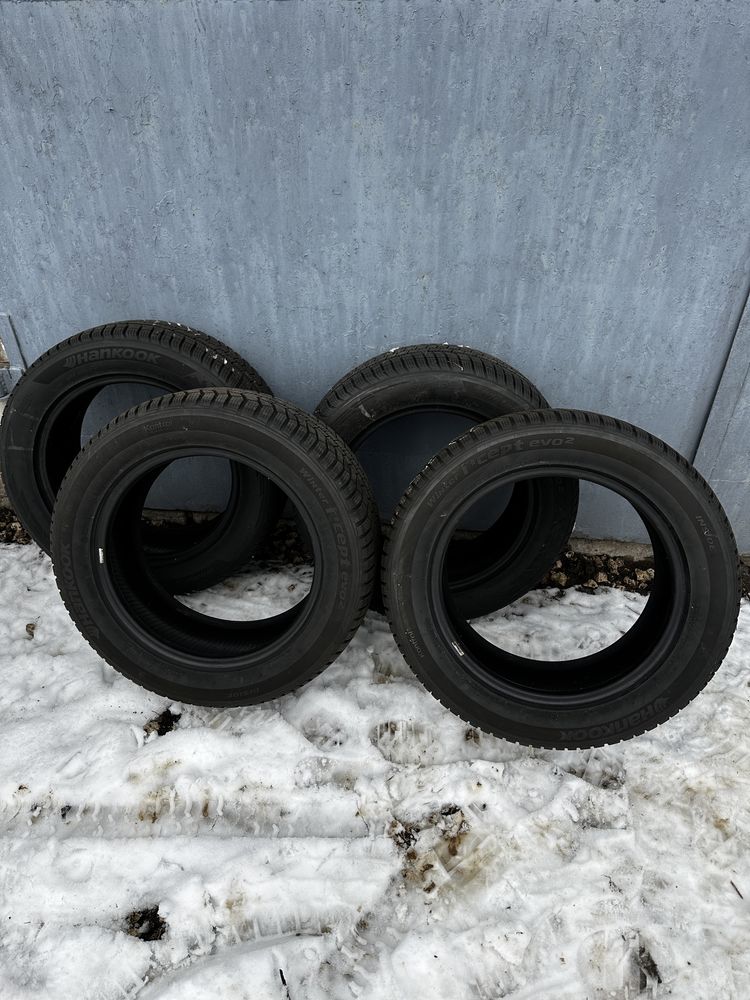 4 x Opony zimowe Hankook 235/55 R17 103V XL FR Winter i*cept evo3 W330
