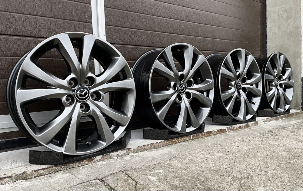 4x felgi aluminiowe 5x114,3 r18 et45 7J Alufelgi Oryginał Mazda Grafit