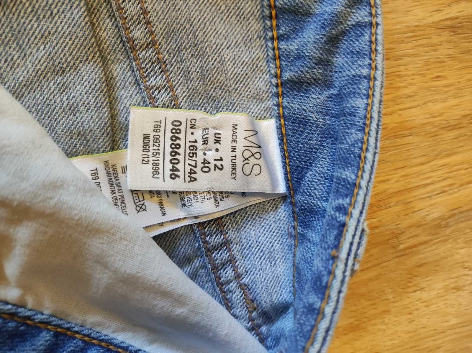 Стильні джинси Marks and Spencer