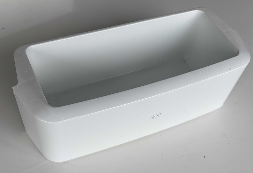 do lodówki side by side LG GR-L227HLQV, tu półka drzwi zamrażarki.