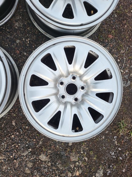 Felgi 17 Skoda Audi Seat Volkswagen 5x112 ET38