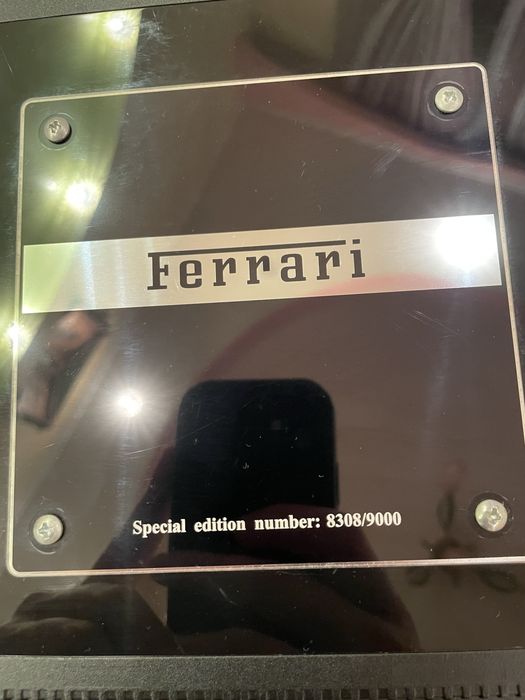 Монітор Acer special edition Ferari f-22 bid
