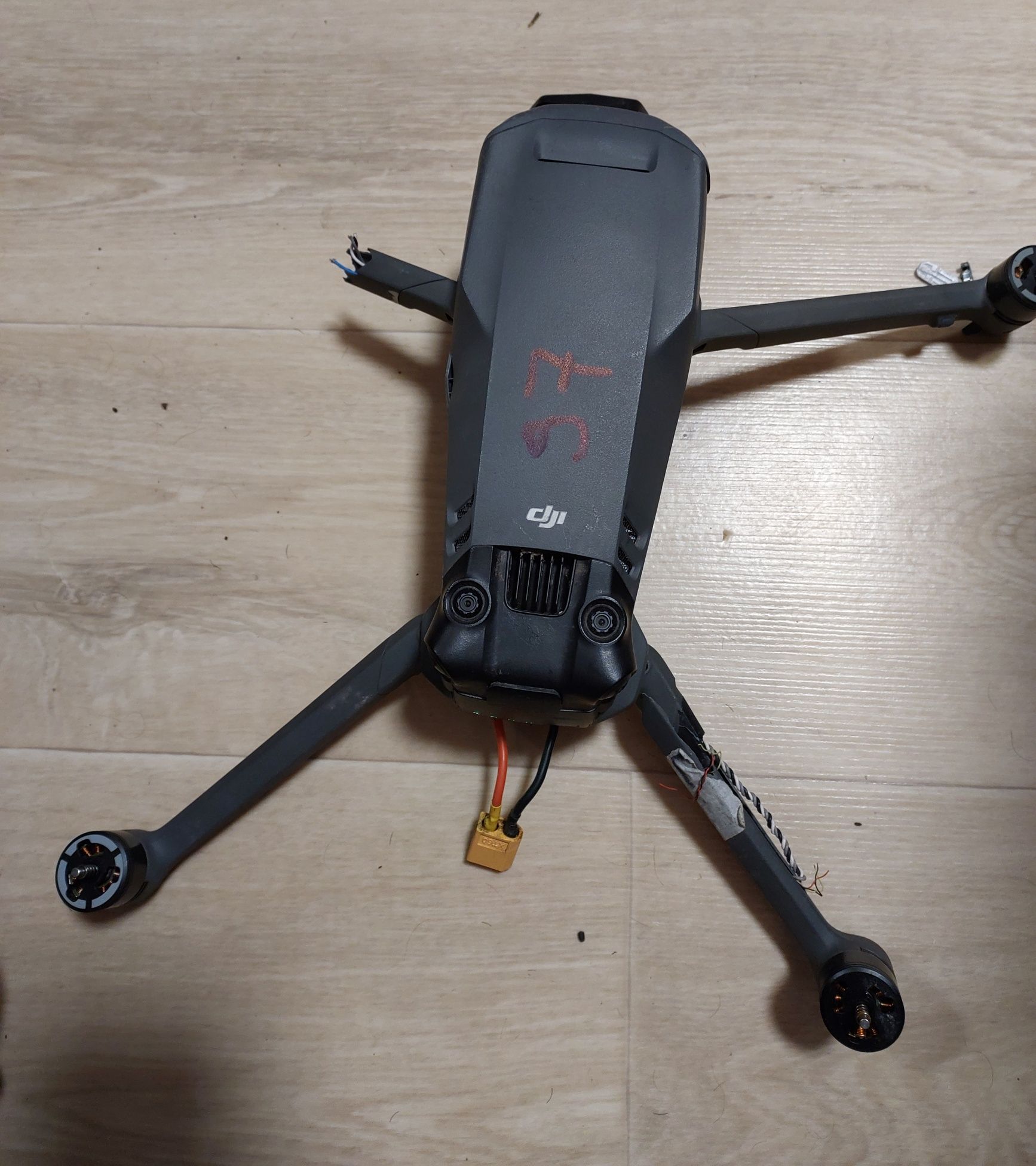 Дрон, квадрокоптер - DJI Mavic 3 Pro (чистый аккаунт, под ремонт)