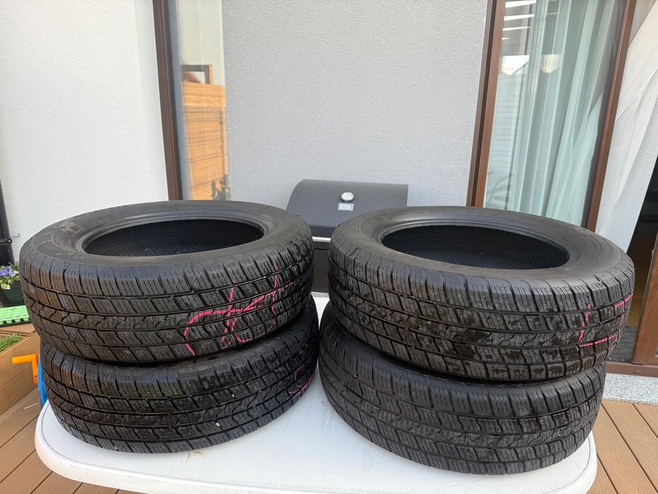 Komplet opon Royal Black 205/60 R16 96H All Season