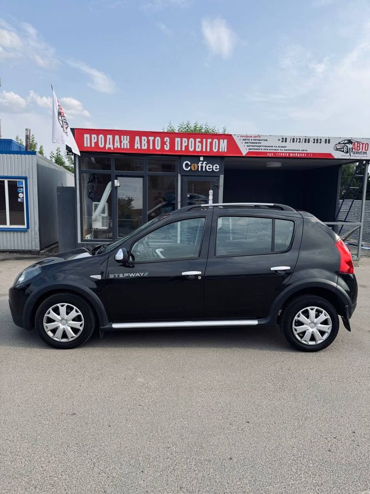 Renault Sandero Stepway, 2012