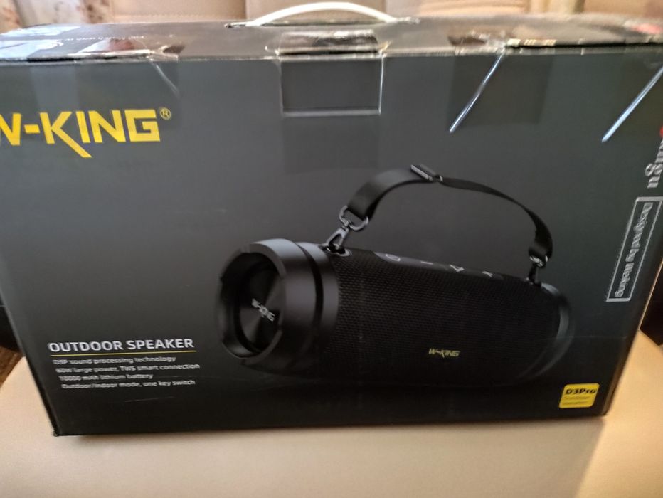 Продам блютуз колонку  W-King D3pro