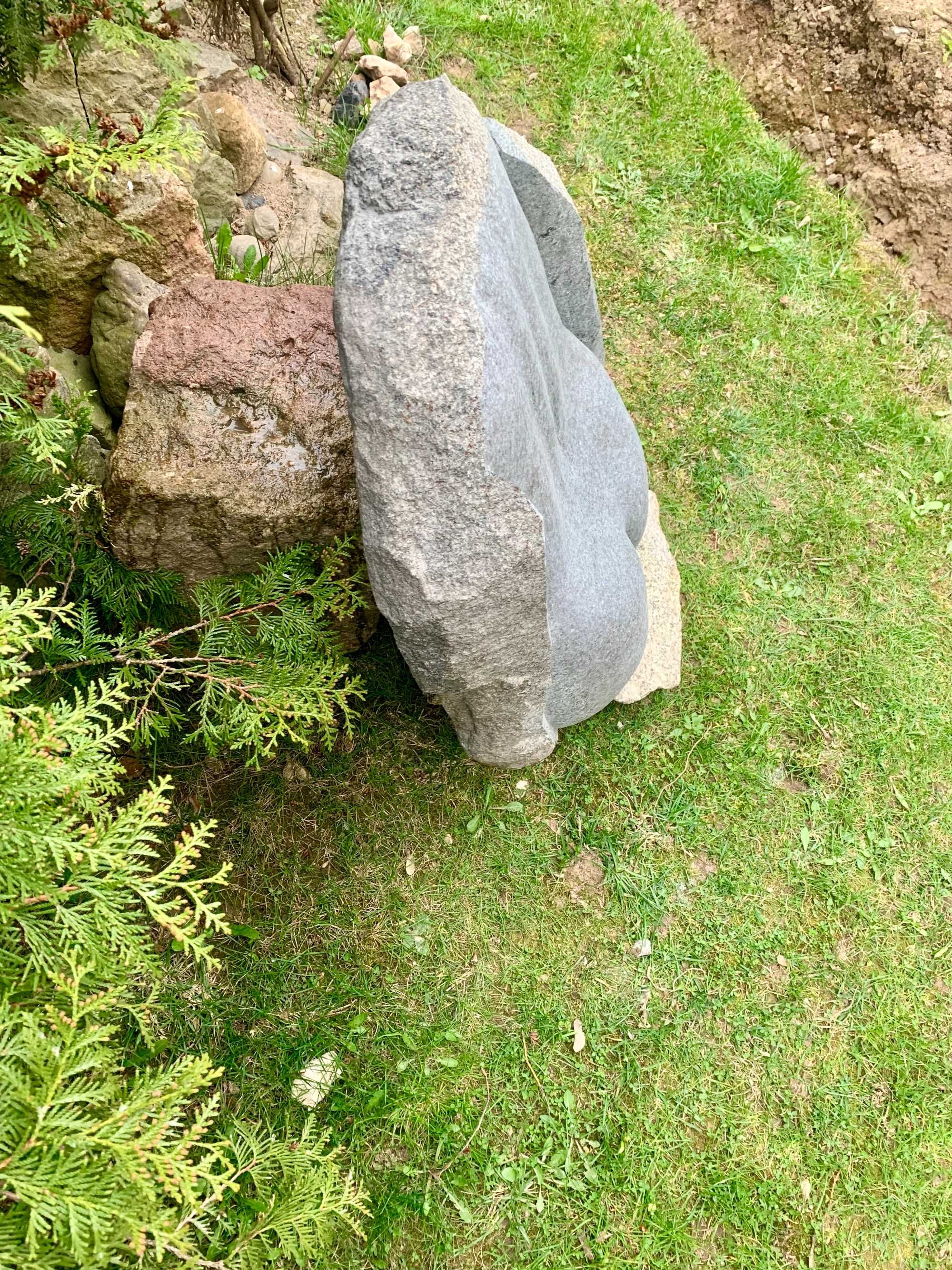 Rzeźba w kamieniu granitowym wysokość -80 cm