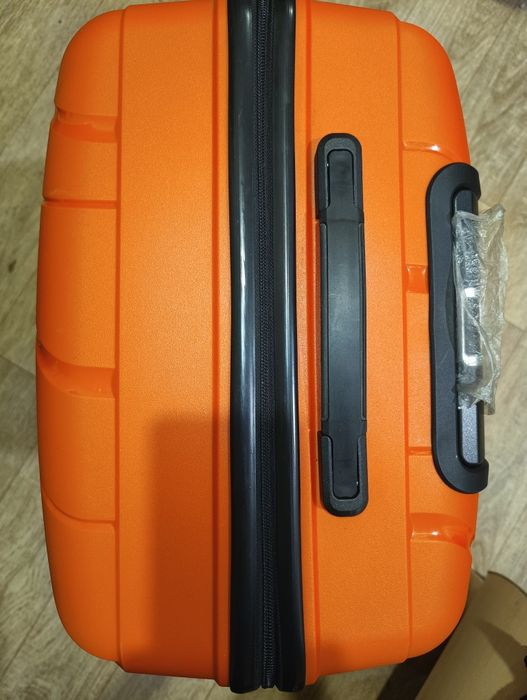 Чемодан средний силиконовый