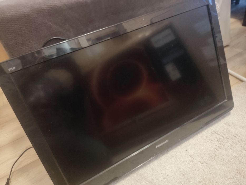 Telewizor kolorowy z pilotem