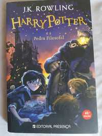 Livro Harry Potter e a pedra filosofal