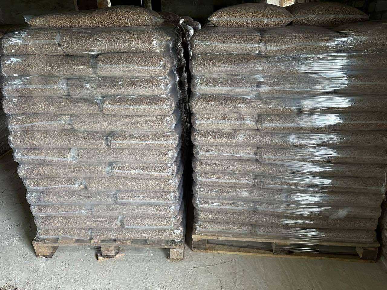 Pelet Premium Pellet sosnowy klasa A1 EN PLUS DOSTAWA
