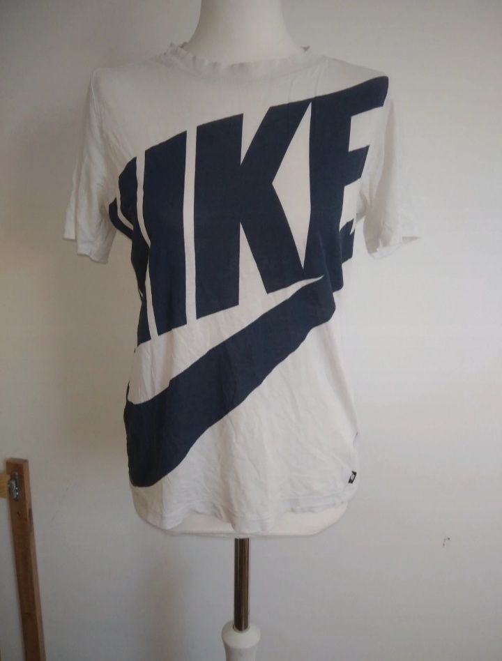 Bluzka t-shirt Nike S M