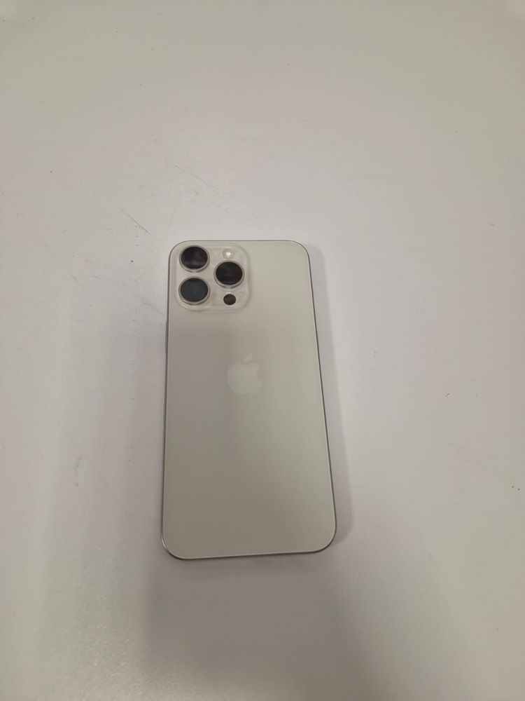 Zamienie badz sprzedam Iphone 15 pro max