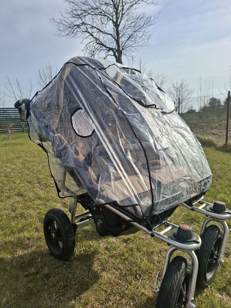 Wózek TFK Adventure dla bliźniaków lub dla dzieci rok po roku.