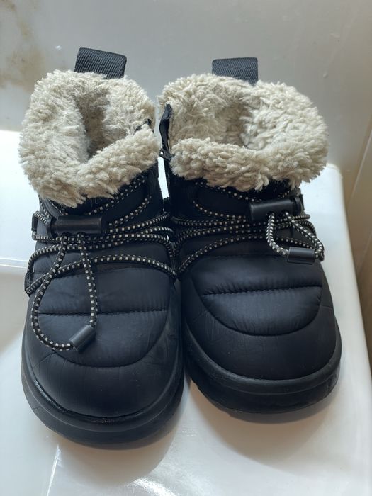 Черевики, угги Zara дитячі