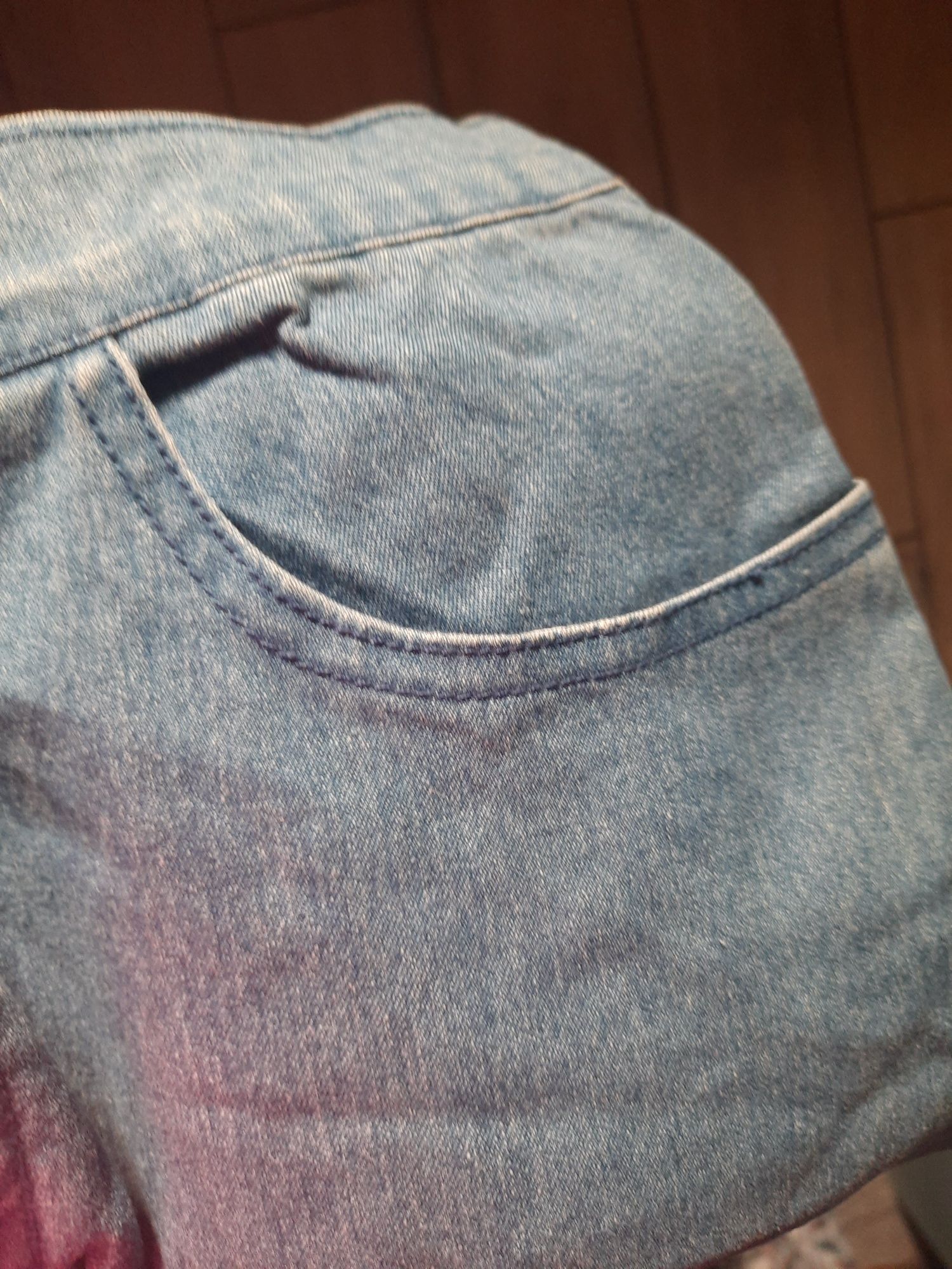 Спідниця джинсова, L, з вишивкою, талія 78 см, нова