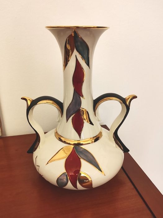 Jarra de porcelana