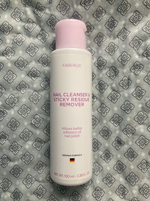 Faberlic Nail Cleanser & Sticky Residue Remover