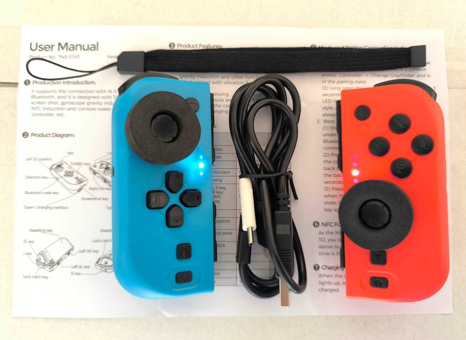 Контролери JoyCon до Nintendo з чохлами та кермом