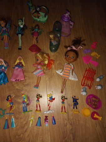 Zestaw laleczek Barbie mini oraz inne