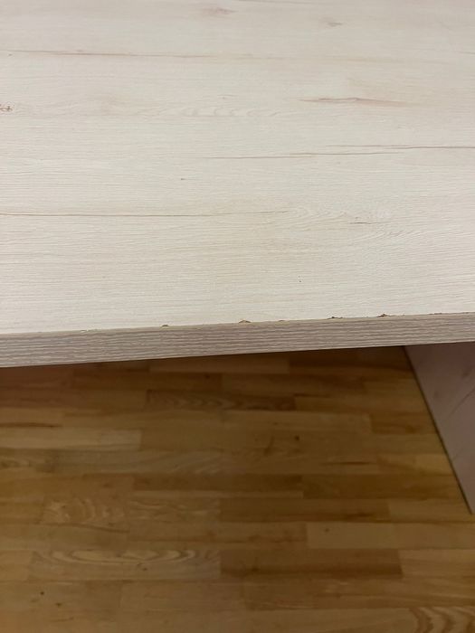 Ładne jasne biurko Bodzio stan bdb