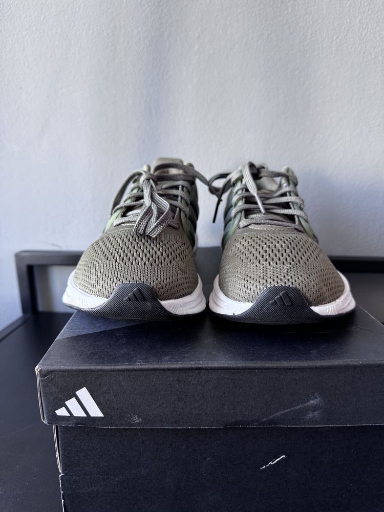 Кросівки чоловічі Adidas UltraBounce 42p