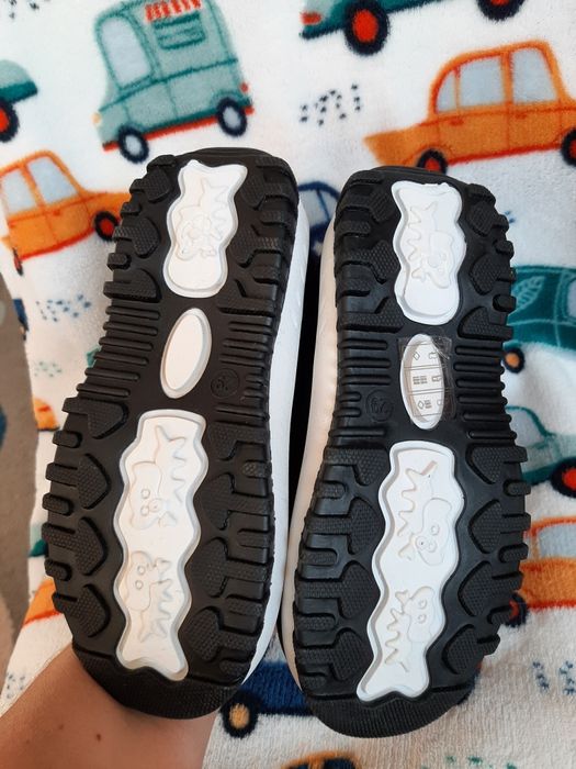 Buty nowe zimowe śniegowce chłopca rozmiar 29