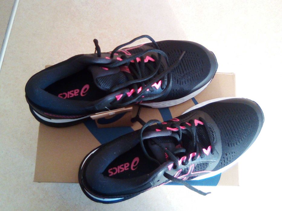 obuwie sportowe damskie ASICS Gel Superion 4