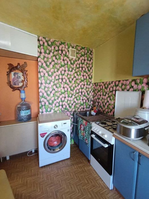 Продається 3-кімнатна квартира по вул. Героїв Дніпра