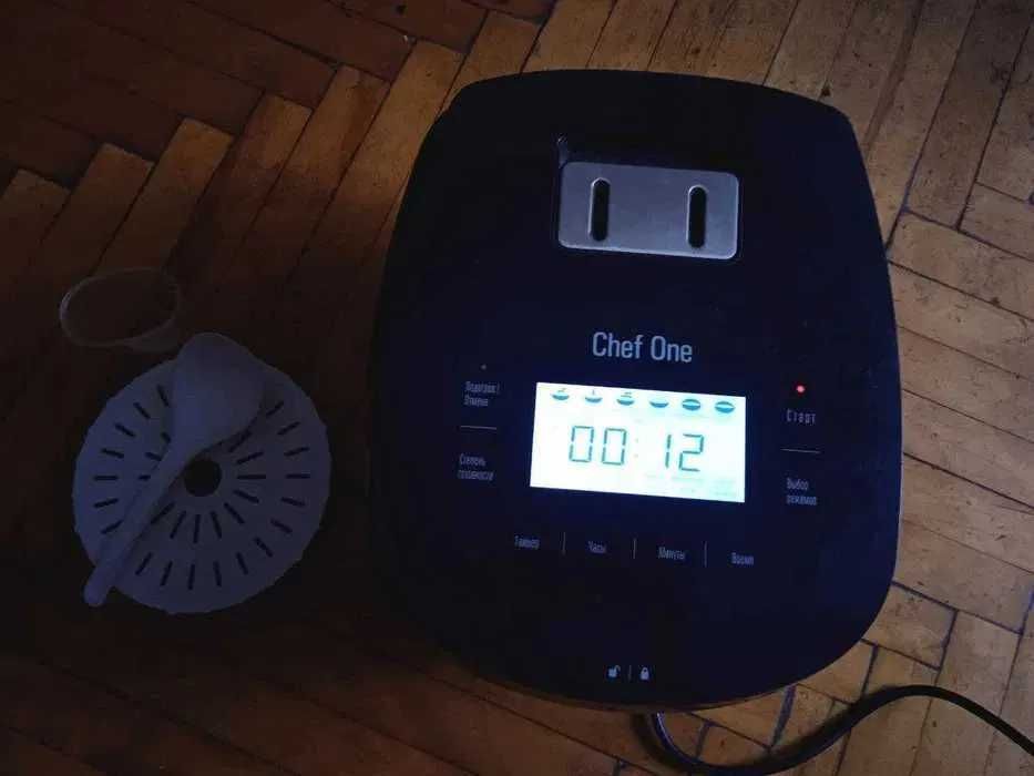 Мультиварка Stadler Form Chef One 4L с сенсорной системой управления