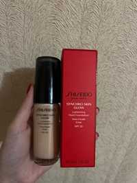 Тональна основа Shiseido synchro skin  glow neutral 2