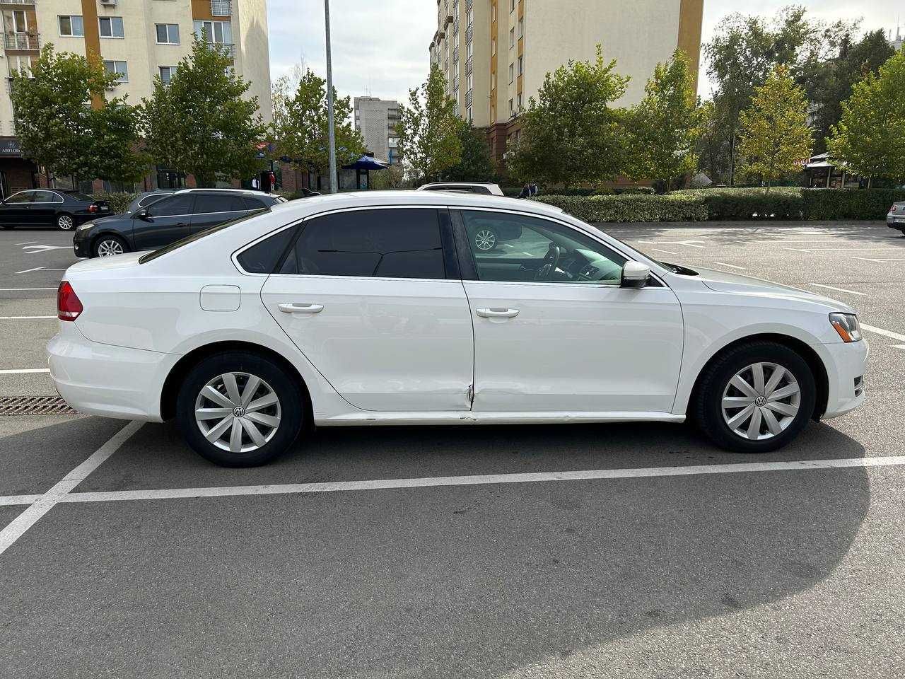 Volkswagen Passat b7 USA 2.5 бензин