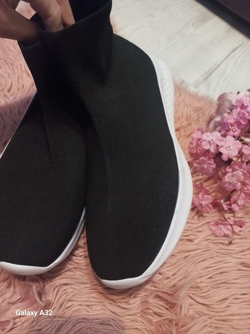Buty skarpetkowe wsuwane męskie 43. Bianco