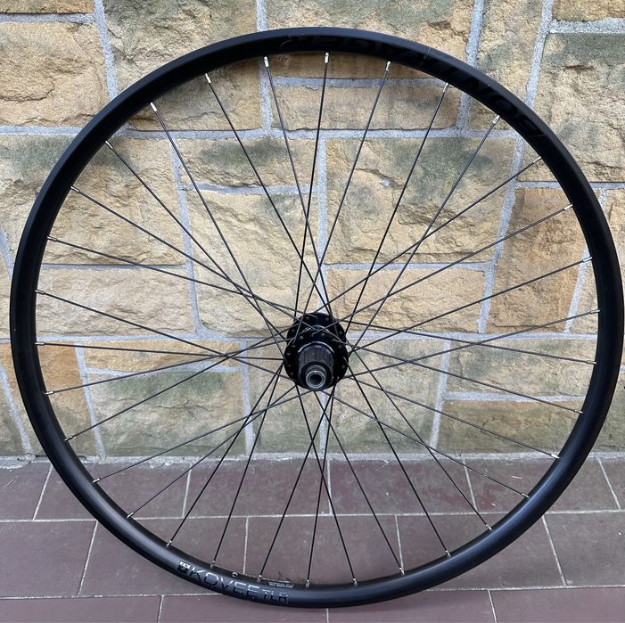 Nowe koło Bontrager Kovee TLR Disc 29” 12x148mm tył Shimano