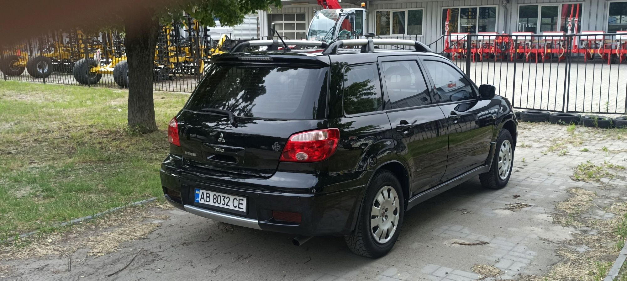 Продам mitsubishi outlander 4x4