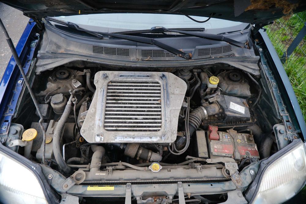 Sprzedam Nissan X-Trail w całości na części lub do remontu