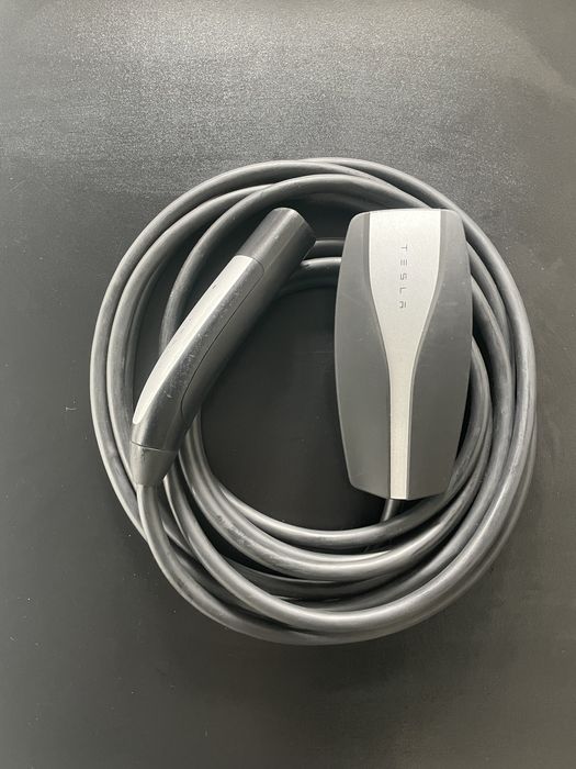 Зарядка Оригінал Tesla Mobile Connector Gen2 (32A). Не працююча.