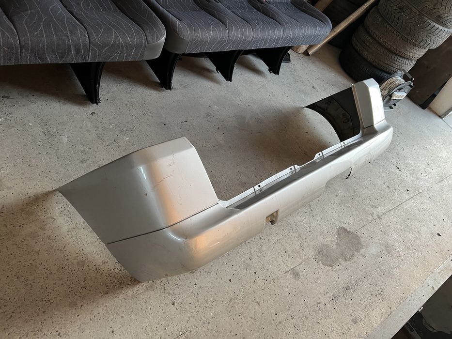 Бампер віто w638 vito mercedes зад сірий