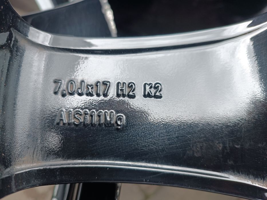 Felgi Alu BORBET do VW Golf V VI VII Touran Seat Altea5x112 ET48 7J17