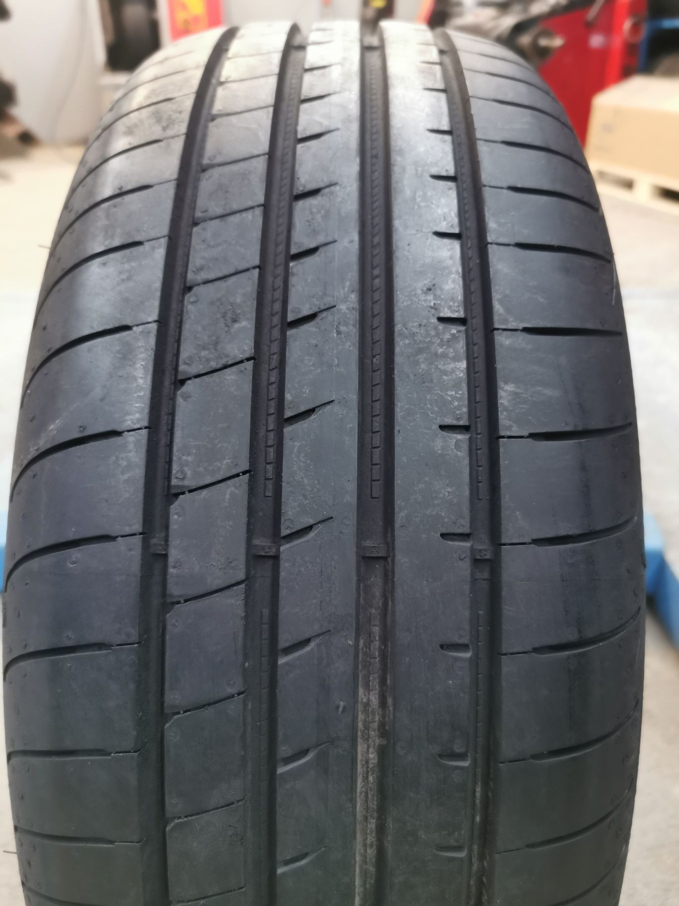 Opona 215/50R18 92V Goodyear Eagle F1 Asymmetric 7,5mm 2019r #68