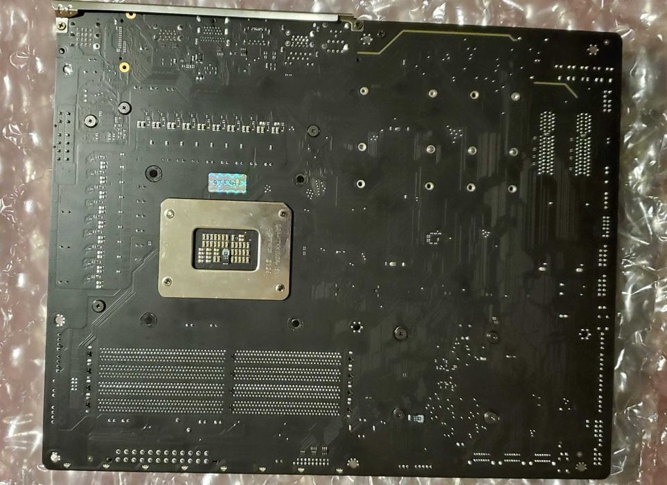 Гарантія  Топова материнка Gigabyte Z690 Aorus Elite DDR4 + ОЗУ