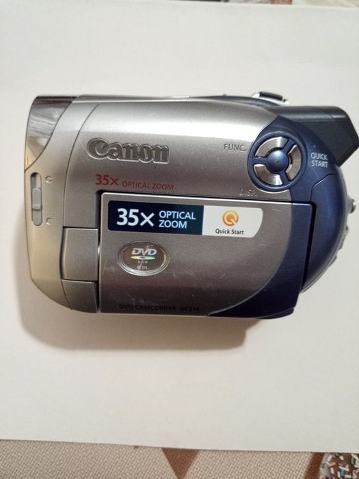 Продам камеру Canon CD210