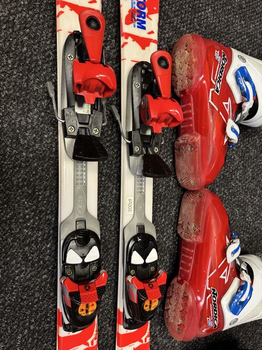 Zestaw Narty junior Dynamic 120cm + buty Nordica 24cm + kask bolle