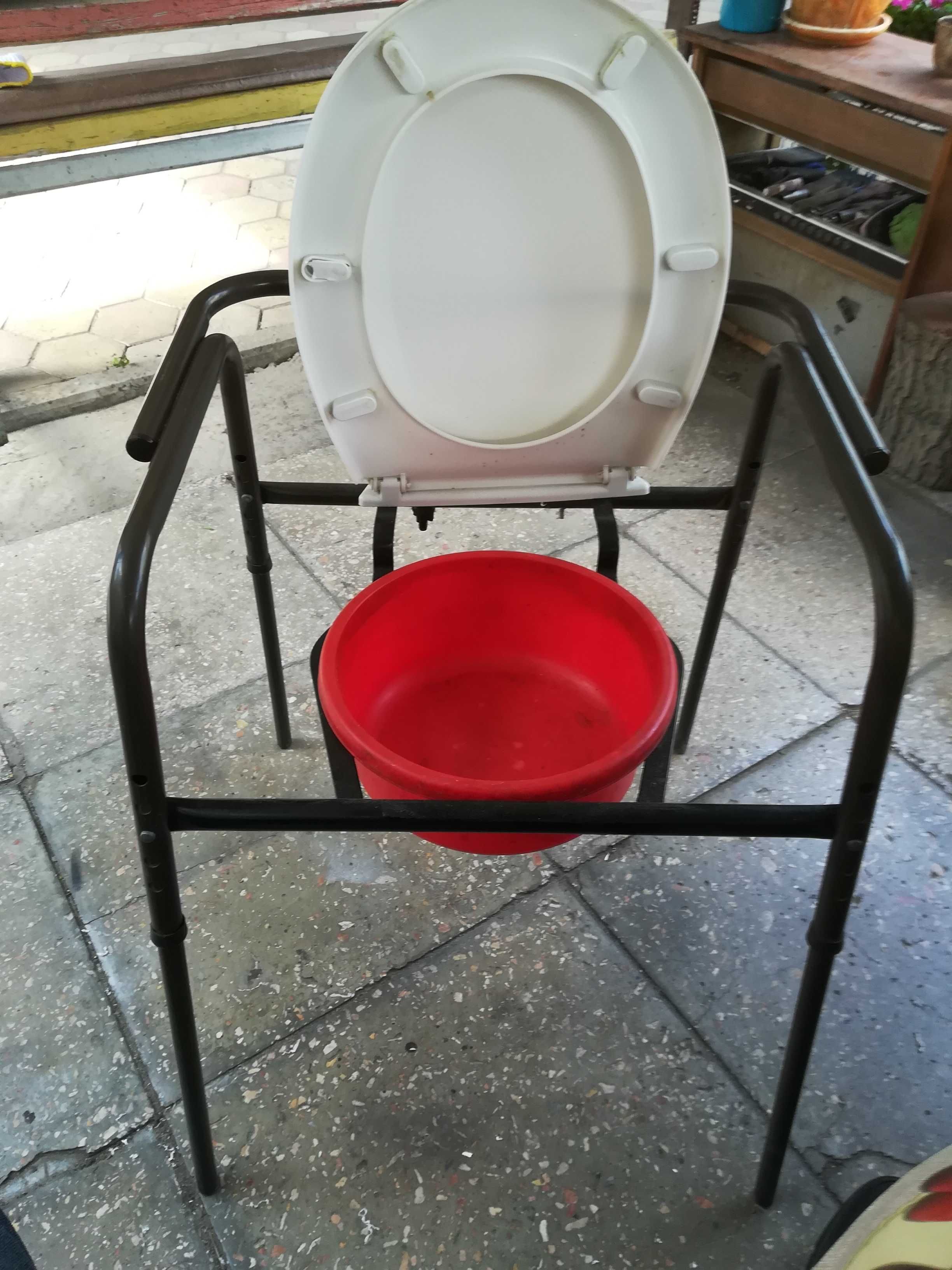 Стул туалет для инвалида регулируемый по высоте,коляска инвалидная.