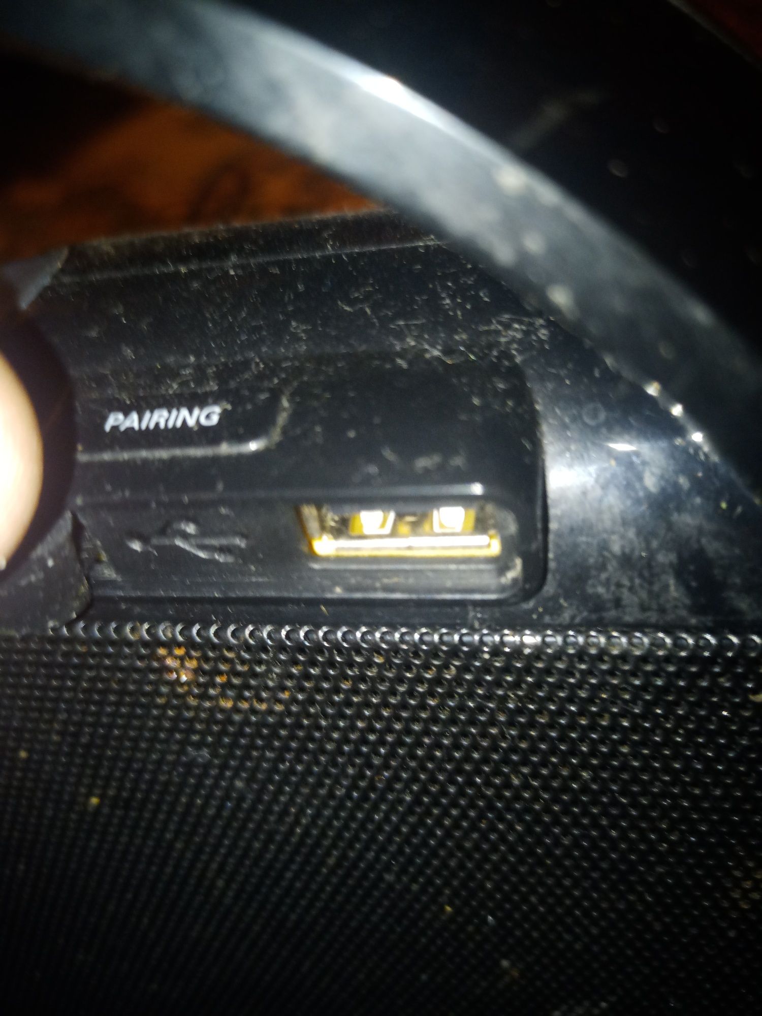 Sprzedam tanio fajne radio Philips na płyty CD i z wejściem USB sprawn