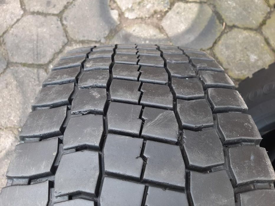 Opona używana ciężarowa 295/60R22.5 DOUBLE STAR DSR08A 300zł C2345