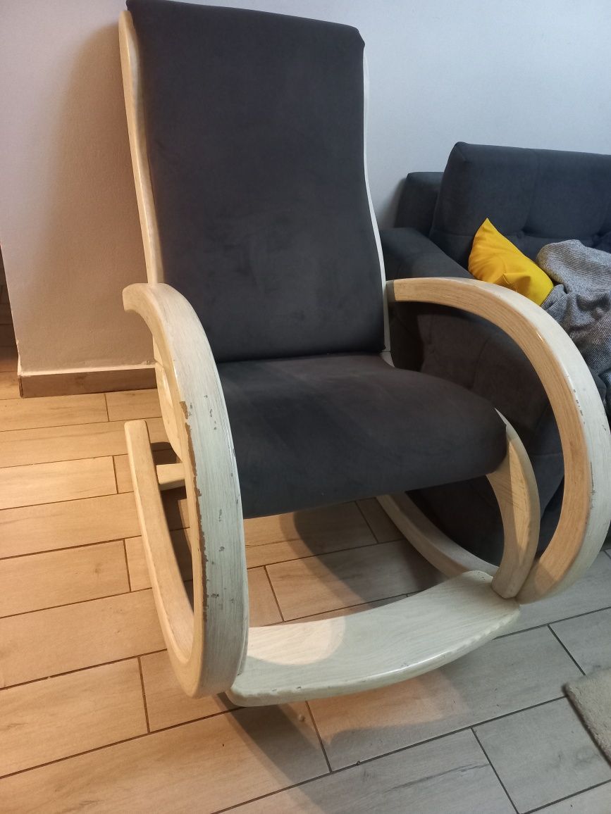 Krzesło bujane , fotel