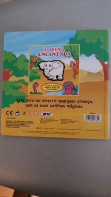 Livro infantil "A Selva Encantada" (puxa a patilha e a cor muda)